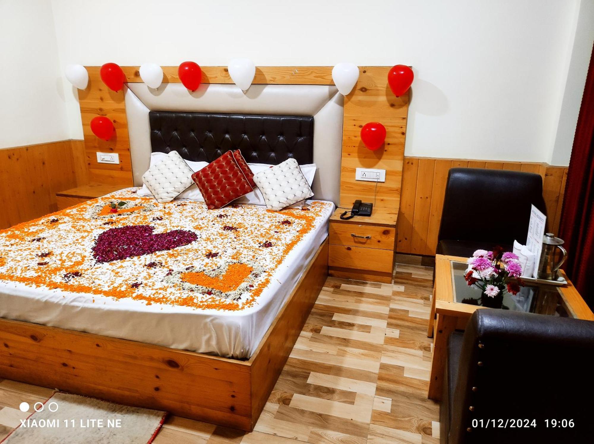 Hotel Anchal Residency Unit Of Best Quality Trip Pvt Маналі Екстер'єр фото
